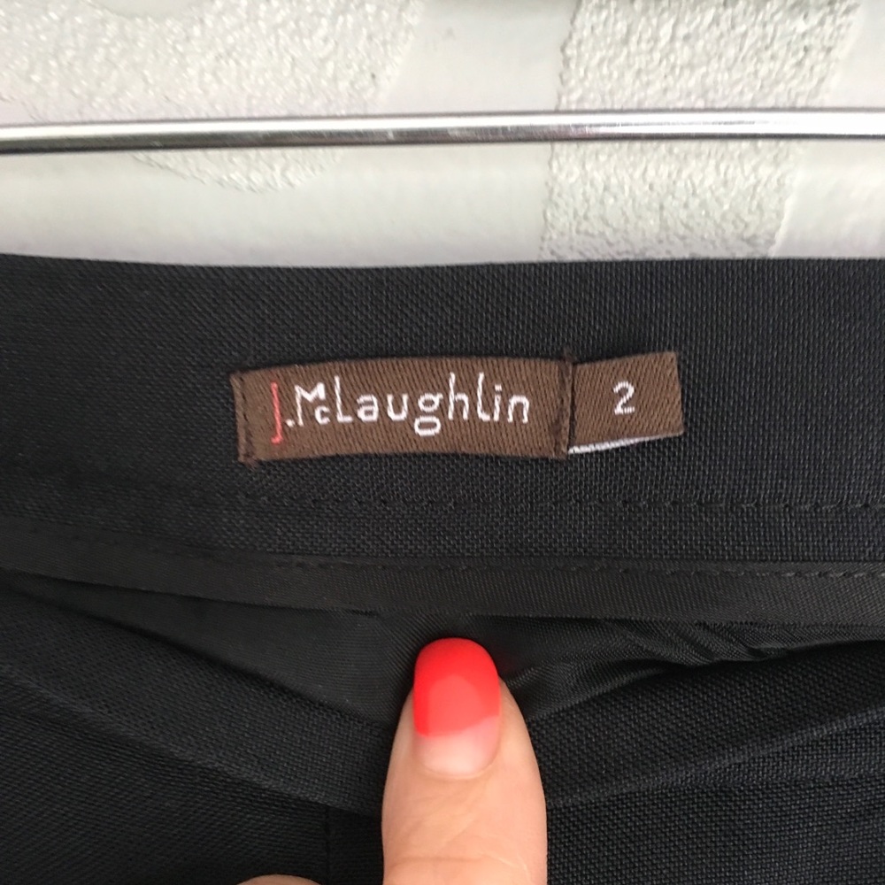 ❌SOLD❌J.McLaughlin Black Skater skirt w/ stripes - Picture 4 of 5